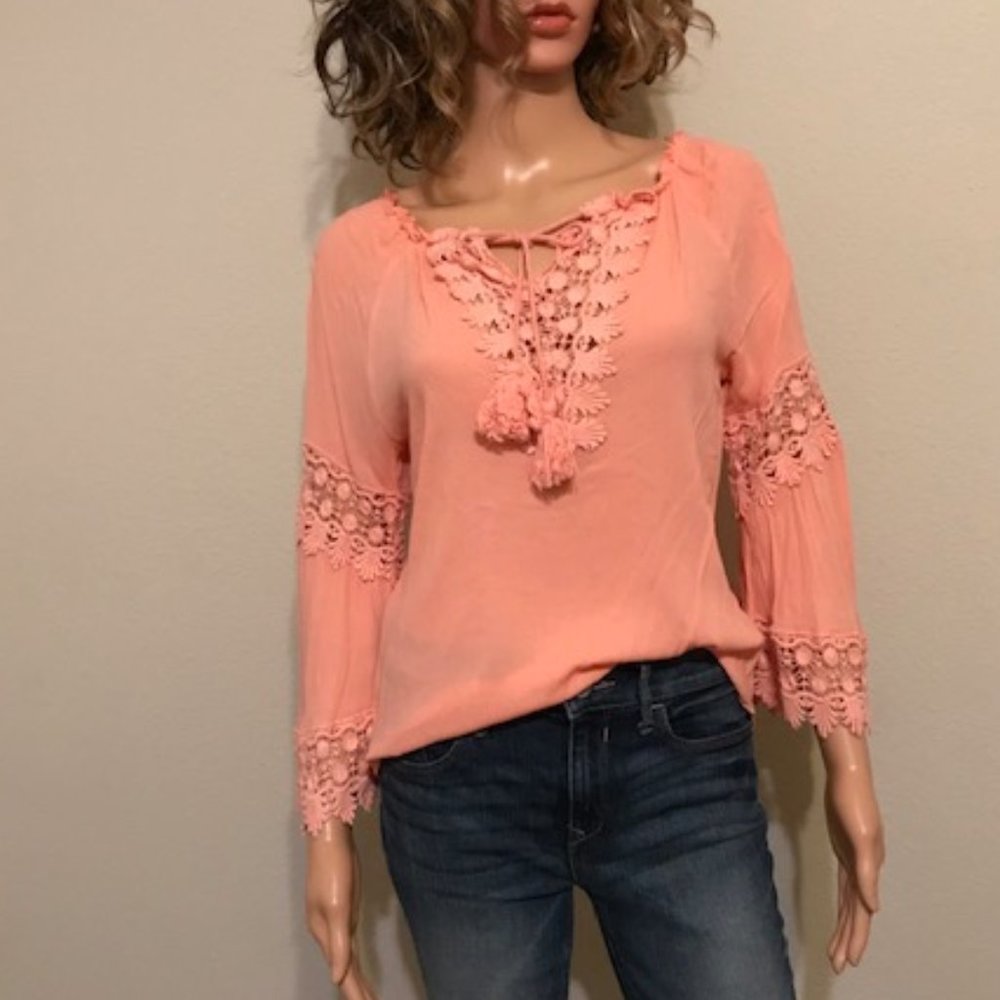 #107 Beautiful Lace Top by Democracy